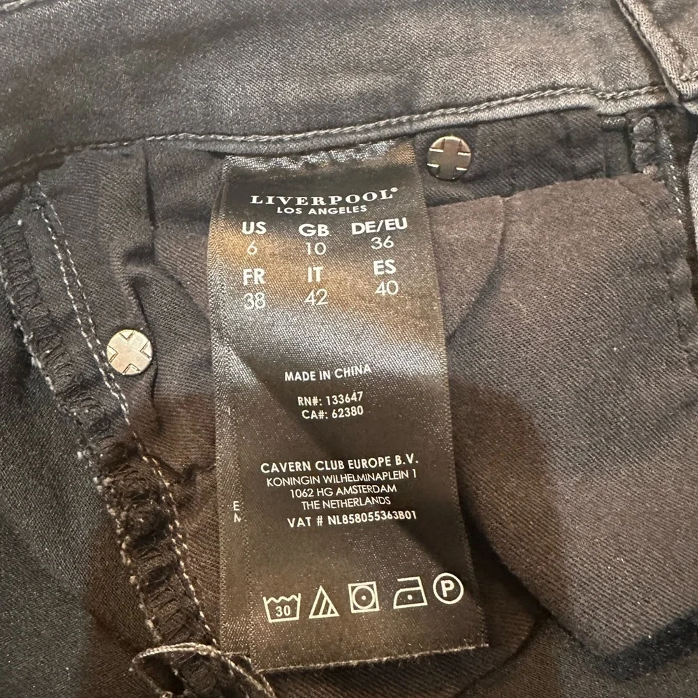 Liverpool Charcoal Jeans Size 6